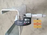 فاصل حاجز بشكل C
