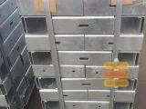فاصل حاجز بشكل C